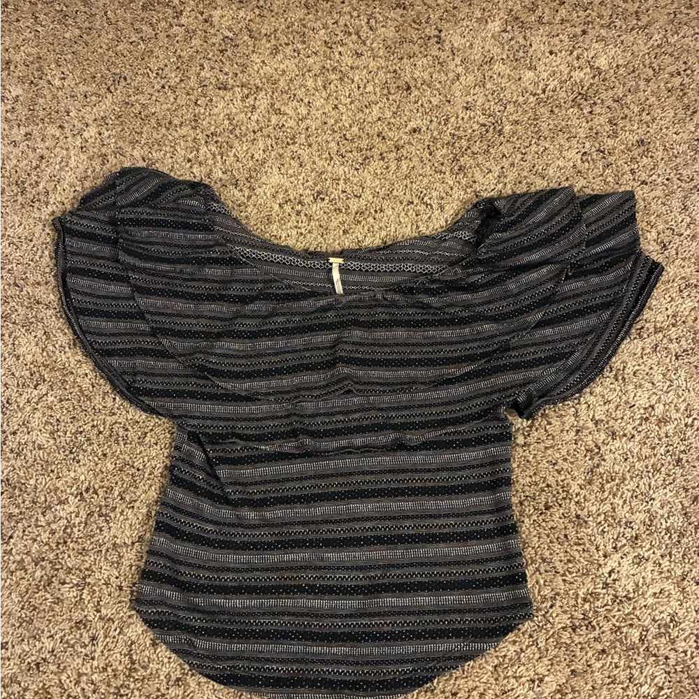 Free People Whimsigoth Ruffle Off-Shoulder Top in grey/white size Large festival